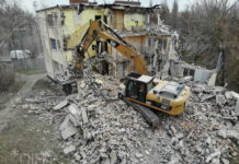 Wyburzenia budynków na trasie tramwaju na Naramowice