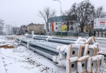 Zmiany organizacji ruchu oraz montaż słupów trakcyjnych